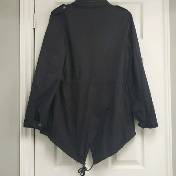 Tommy Hilfiger Jacket ❣2/$40❣ - Picture 2 of 3